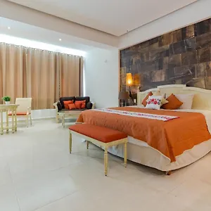 https://cozy-super-spacious-suite-colibri-playa-dcarmen.allrivieramayahotels.com